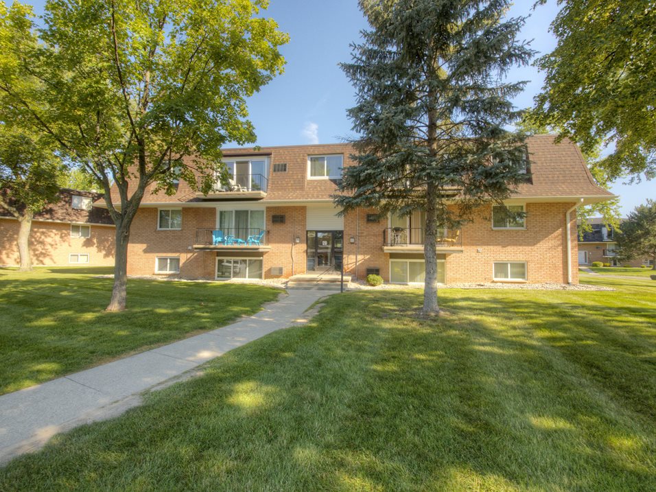 Clairemont Village Apartments North Empire